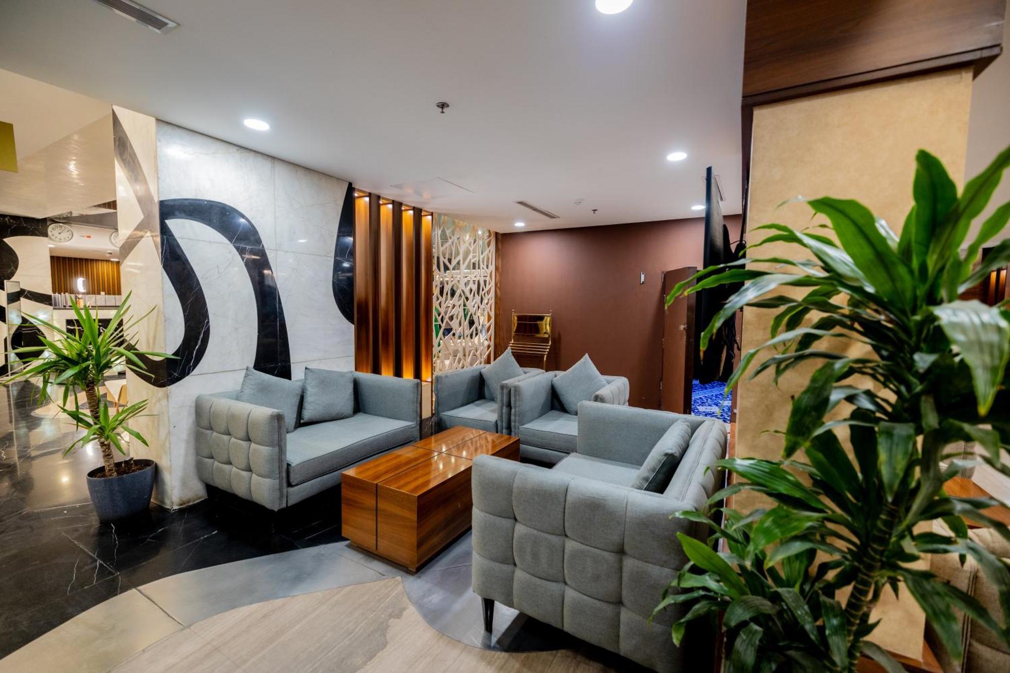 Mora Hotel By Pioneer Jeddah Exterior photo
