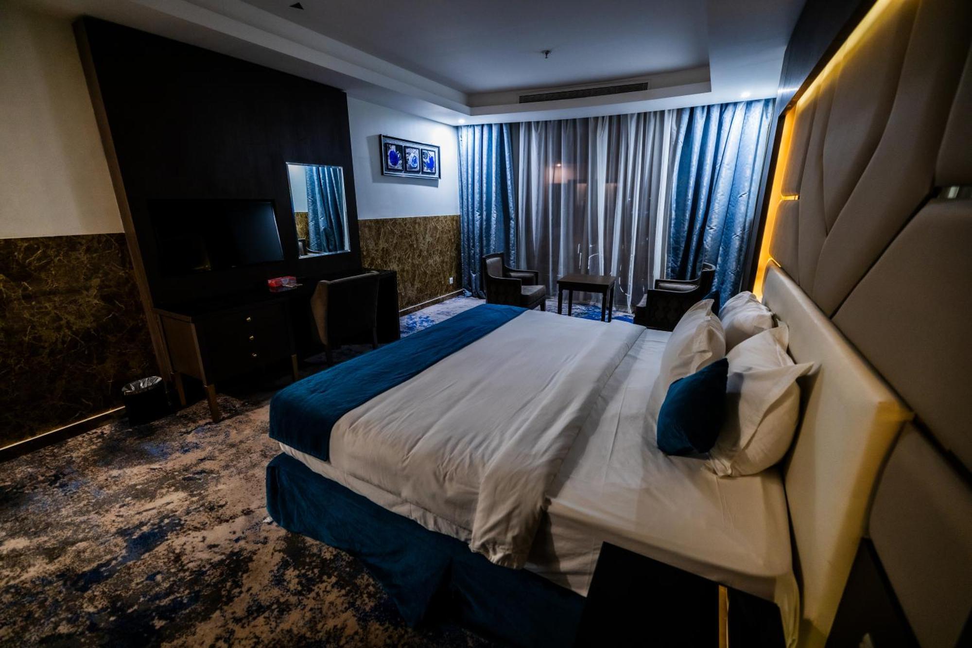 Mora Hotel By Pioneer Jeddah Exterior photo